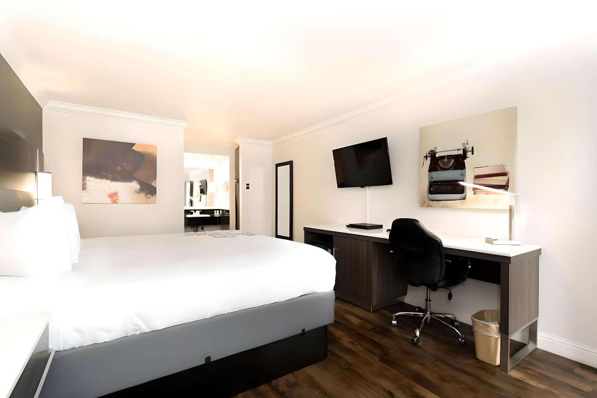 Rodeway Inn San Jose Hwy-101 Tully Rd Exit ภายนอก รูปภาพ