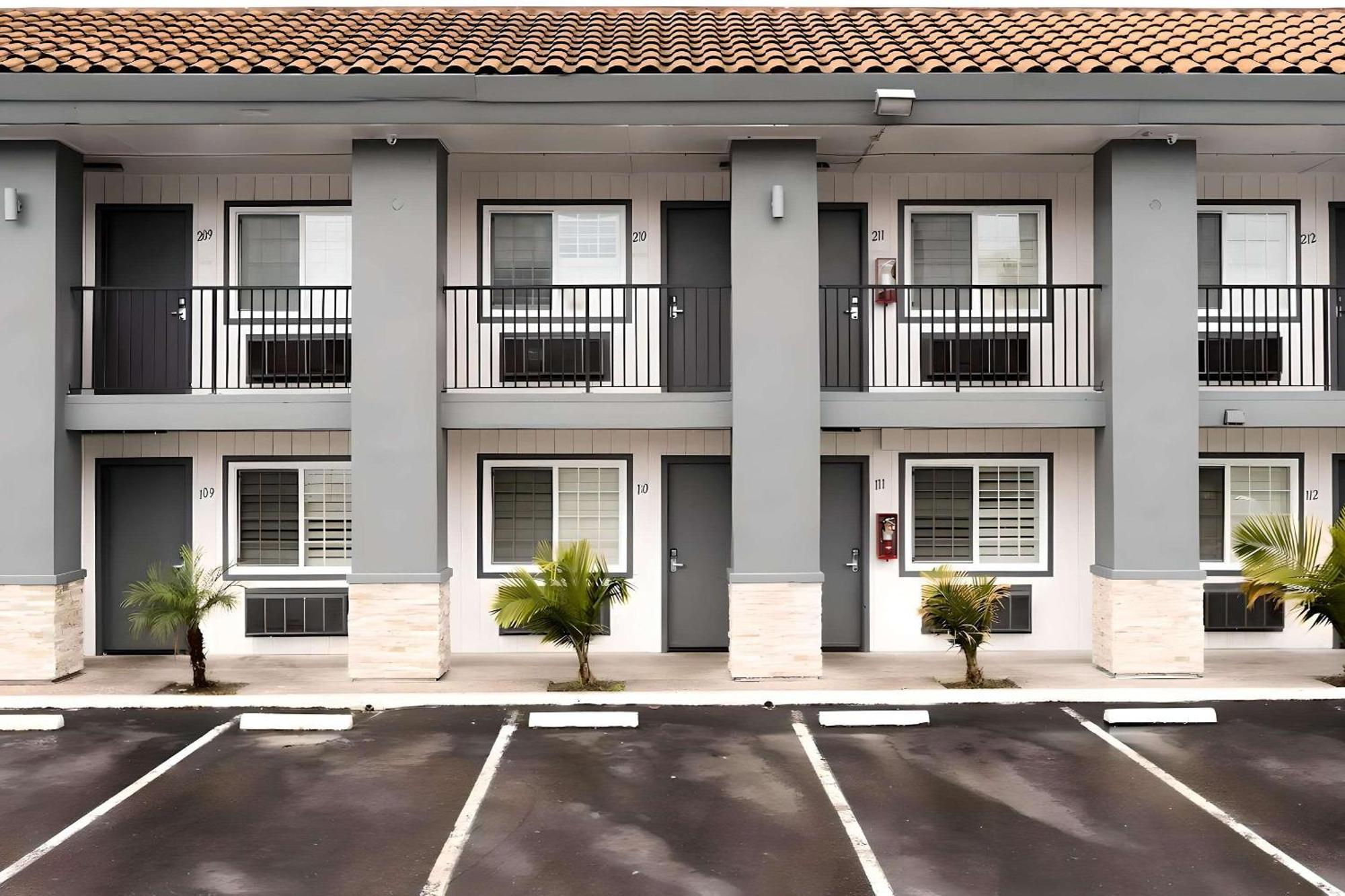 Rodeway Inn San Jose Hwy-101 Tully Rd Exit ภายนอก รูปภาพ