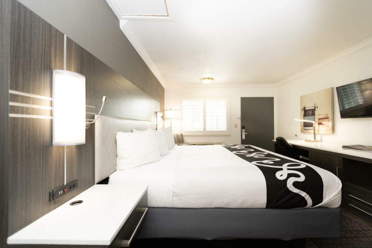 Rodeway Inn San Jose Hwy-101 Tully Rd Exit ภายนอก รูปภาพ