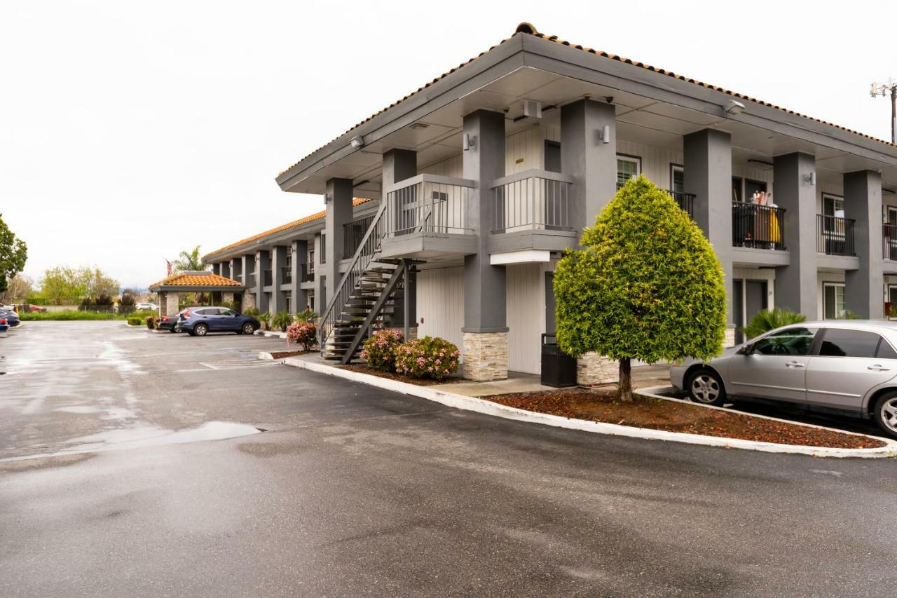 Rodeway Inn San Jose Hwy-101 Tully Rd Exit ภายนอก รูปภาพ